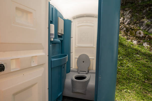 Best Portable restroom trailer rental  in Darby, PA
